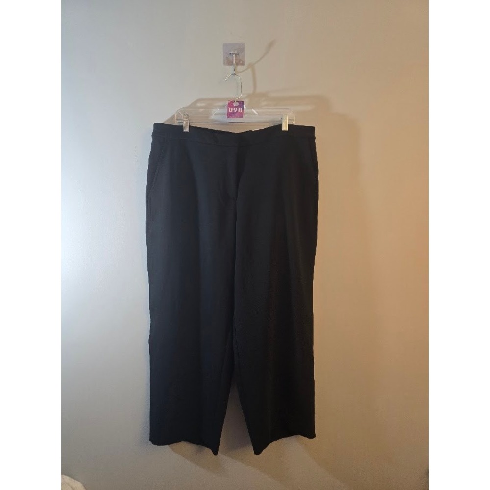 Chico's Womens Tapered Leg Ankle Pants Black Textured Fly Front 3.5R (18R) NEW